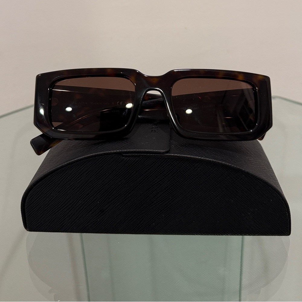 Prada sunglasses - PR O6YS